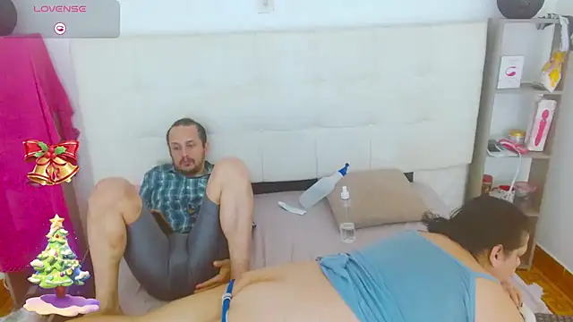 Candy_and_Jh0n webcam