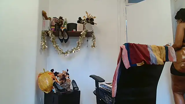 xTALLSEXYBUMx webcam