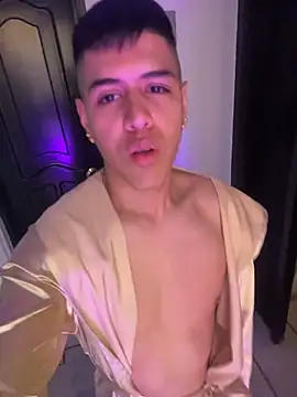  Angel_Khouri chat room