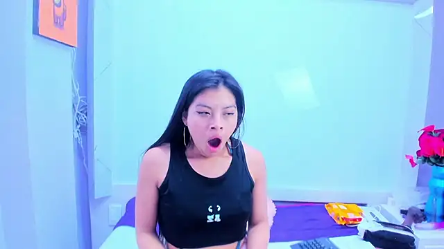 Chloe_Martini webcam