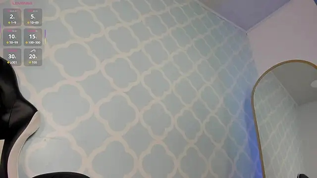 lindaa_natashaa_ webcam