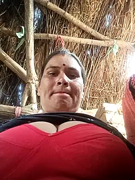 Chinki_pande webcam