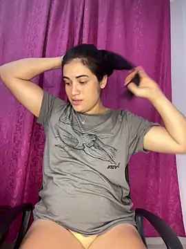 alice_shyness webcam stripchat model stream image