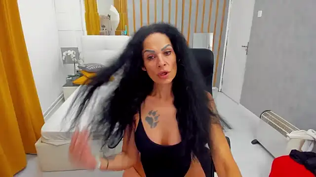 MarbellaRyder webcam