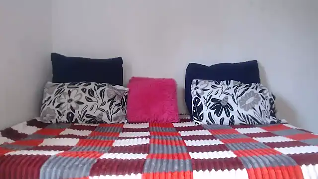 PIXIEBITCHXXX26 webcam