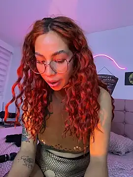 PrettyChloe_ webcam