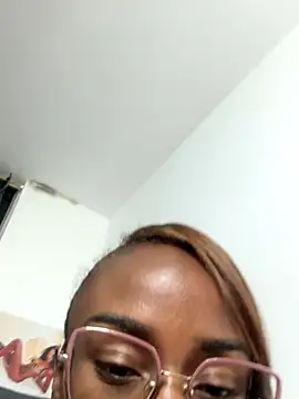 nayah_dussa1 (F young) - SQUIRT SHOW