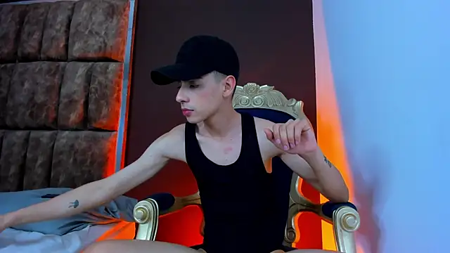 sebastian_reed (M young) - completely naked