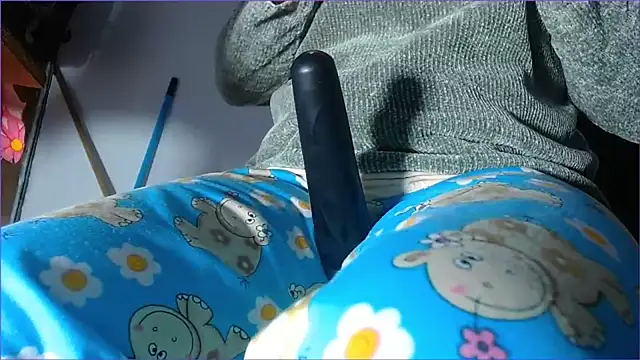 hairy_pussywet webcam