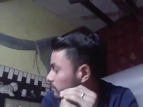 Stubborndesiboy webcam