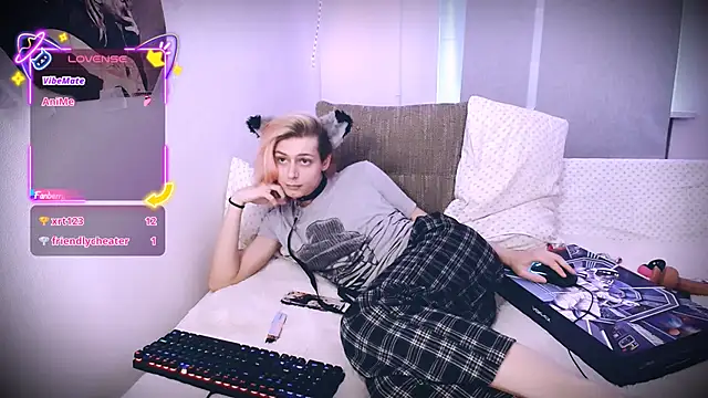 Littlepinkcat webcam