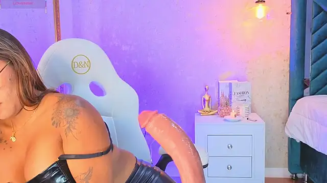 AlessiaLondon webcam