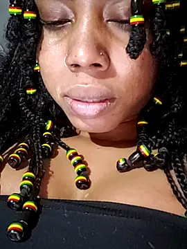 HONEYSWEETS_LIVE webcam