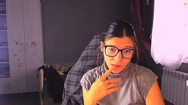 MollyLollipop webcam