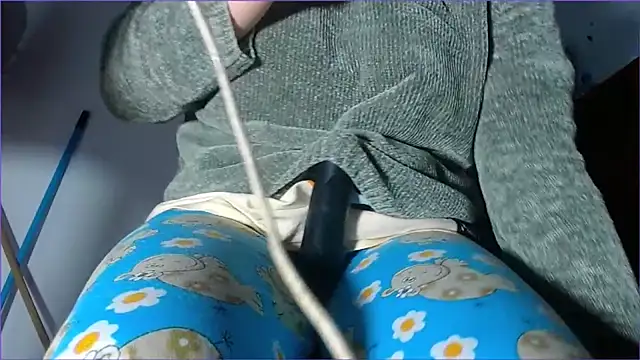 hairy_pussywet webcam