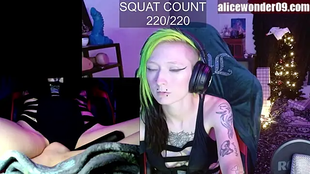 alicewonder09 webcam