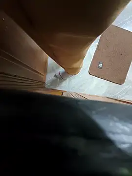 lili_2love - Lili_2love's free webcam - UK Sex Cams