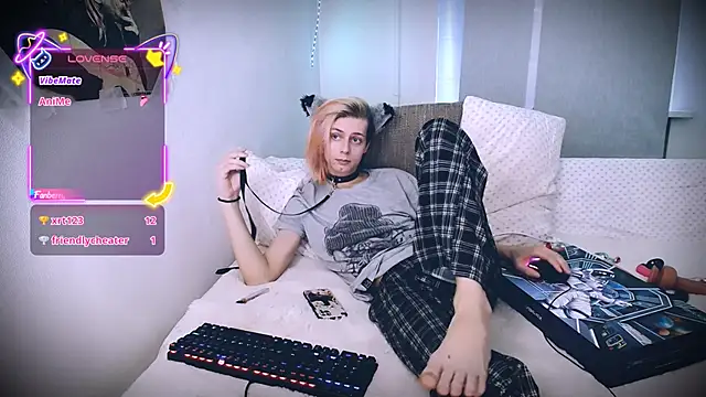 Littlepinkcat webcam