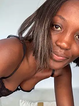 fanclubbbbb (F young) - HAPPY BIRTHDAY ZENDAYA 🎉