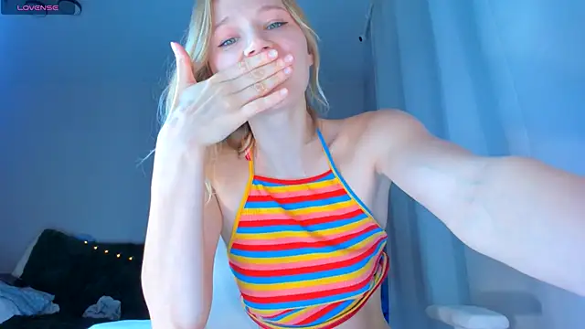 jennywoody (F young) - dildo pussy