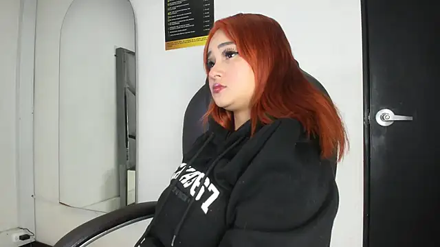 catherinee69_x (F young) - Enjoy me and play with my tip menu❤️