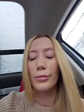 svetlive (F young) - Big squirt + fuck my pussy 💦💦💦