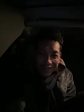 Hideen-real-face webcam