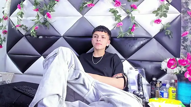 Megan_Thompson_ webcam