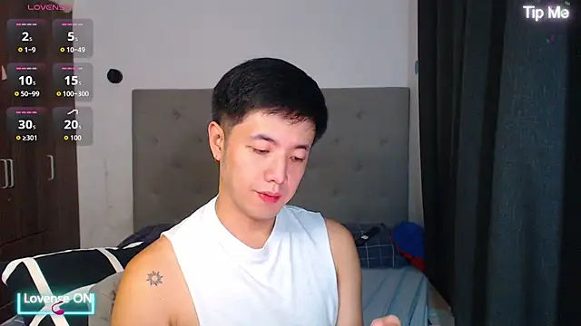 addictiveboi - Addictiveboi's free webcam - UK Sex Cams