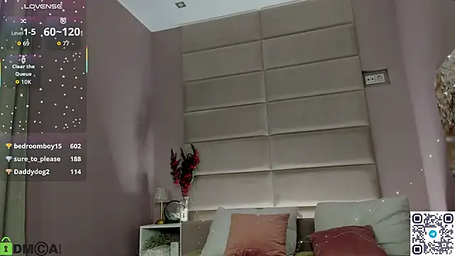 Adeline_Perle webcam