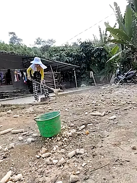 tin_tanny - Tin_tanny's free webcam - UK Sex Cams