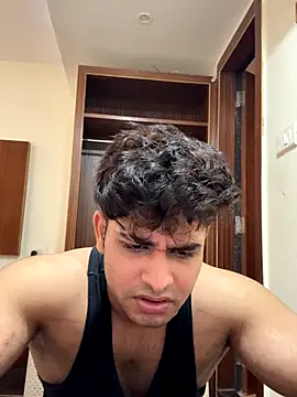 vihaaanfucks - Vihaaanfucks's free webcam - UK Sex Cams