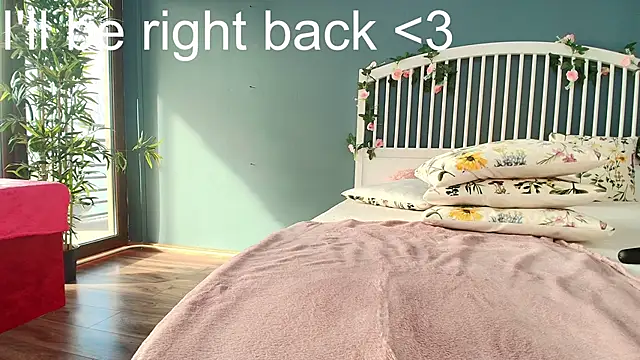 alicepirs - AlicePirs's free webcam - UK Sex Cams