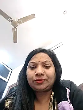 Cute-Janvi20 webcam