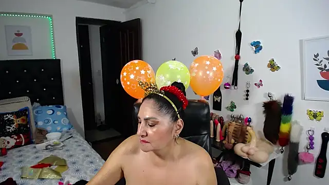 mature_bigboobs10 webcam