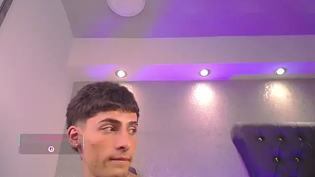 MateoMitchell webcam