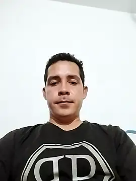 Logan_hetero1 webcam stripchat model stream image