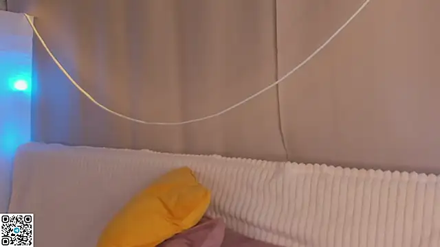 AlberthaEscue webcam