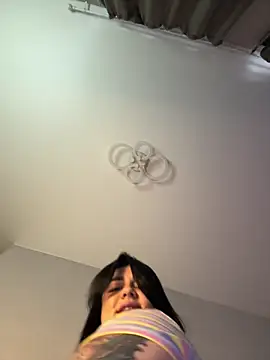 SwittieKendra webcam