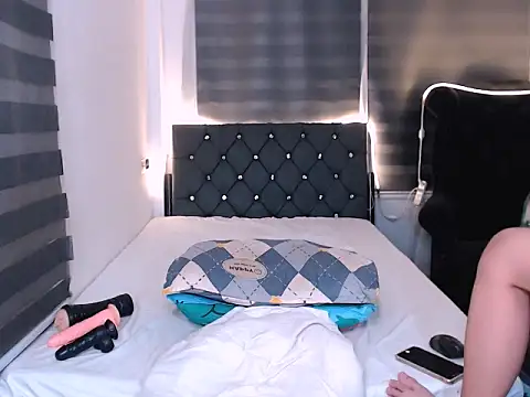 sylvannia_cumslut webcam