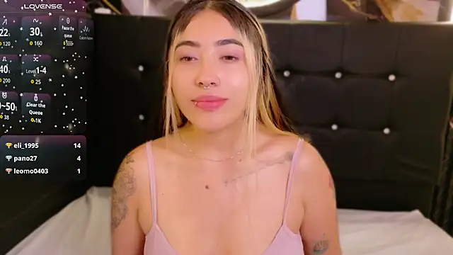 ManuelaVeelez webcam