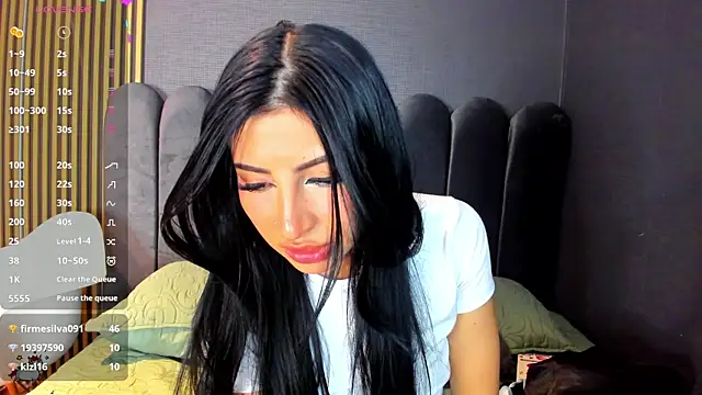 Nicolette_ks_ webcam