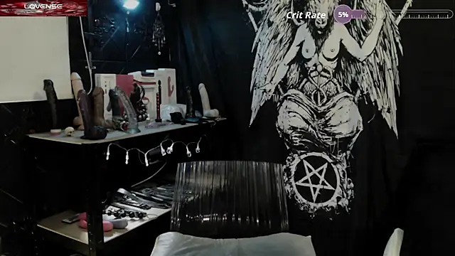 Evil_Queen_666 webcam