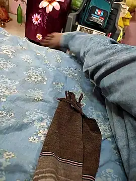 COUPLLE_VILLAGE webcam