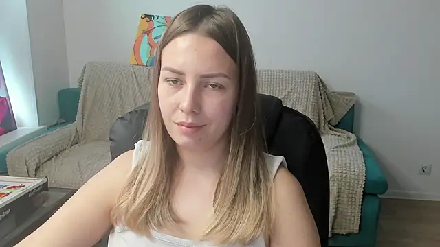 Mia_shy1 webcam