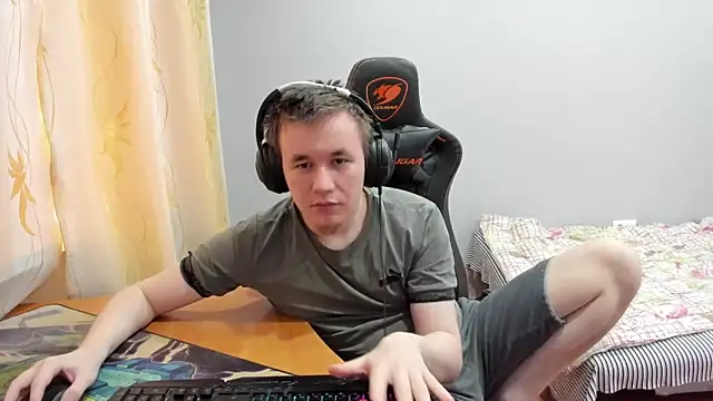 iliaskrislove webcam