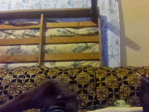 LookingLover34 webcam