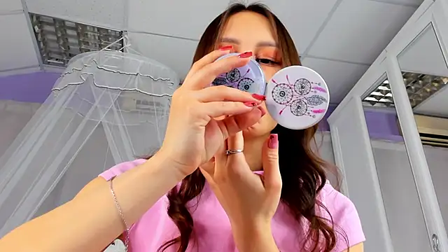 sofiasolar - SofiaSolar's free webcam - UK Sex Cams