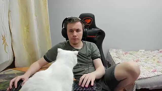 iliaskrislove webcam