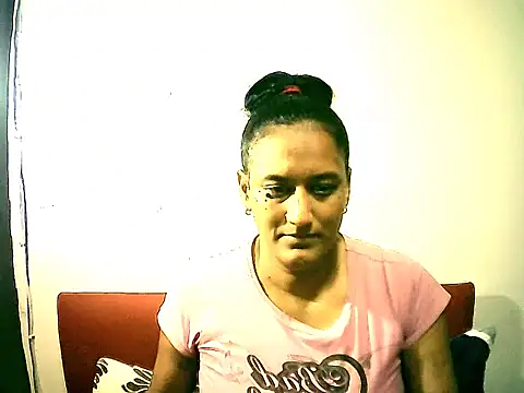 Indiansexyboobs18 webcam